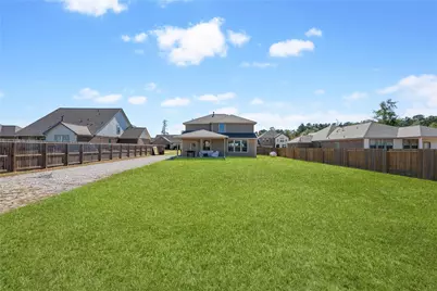 12242 N Chestnut Hills Drive, Conroe, TX 77303 - Photo 33