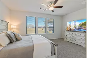 12242 N Chestnut Hls Dr, Conroe, TX 77303 - Photo 19