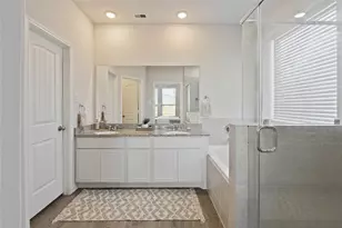 12242 N Chestnut Hls Dr, Conroe, TX 77303 - Photo 15