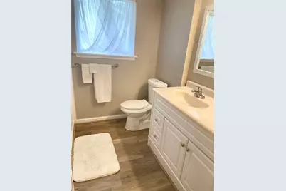 707 Hildred Avenue, Conroe, TX 77303 - Photo 9