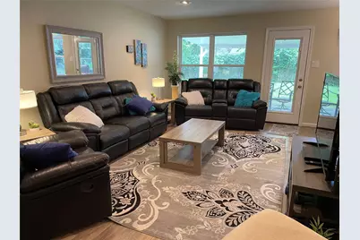 707 Hildred Avenue, Conroe, TX 77303 - Photo 7