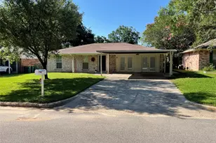 707 Hildred Ave, Conroe, TX 77303 - Photo 3