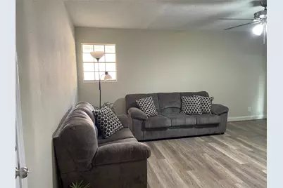 707 Hildred Avenue, Conroe, TX 77303 - Photo 17