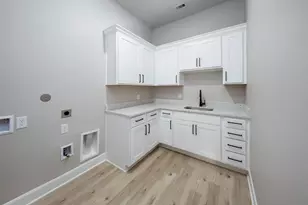 10506 Sutter Crk Dr, Iowa Colony, TX 77583 - Photo 9