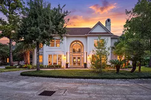 2 W Terrace Dr, Houston, TX 77007 - Photo 1