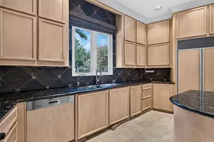 2 W Terrace Dr, Houston, TX 77007 - Photo 27