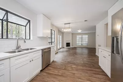 86 W Stony Bridge Circle, The Woodlands, TX 77381 - Photo 15