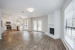 86 W Stony Bridge Cir, The Woodlands, TX 77381 - Photo 23