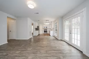 86 W Stony Bridge Cir, The Woodlands, TX 77381 - Photo 19