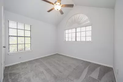 86 W Stony Bridge Circle, The Woodlands, TX 77381 - Photo 33