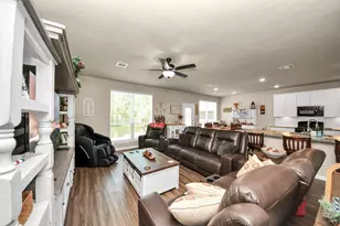 127 Worley Way, Huntsville, TX 77320 - Photo 9