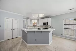 807 Fairpark Ln, Sugar Land, TX 77479 - Photo 9