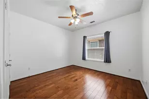 807 Fairpark Ln, Sugar Land, TX 77479 - Photo 27