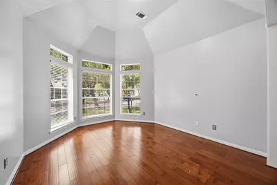 807 Fairpark Lane, Sugar Land, TX 77479 - Photo 7