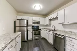 3602 Alice St, Galveston, TX 77554 - Photo 11