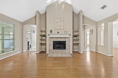 8619 Bridge Park Drive, Houston, TX 77064 - Photo 13