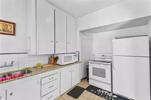 2509 Whitney St, Houston, TX 77006 - Photo 13