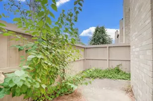 3174 Holly Hall St, Houston, TX 77054 - Photo 21