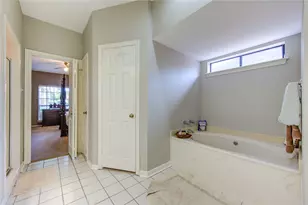 1022 Goldfinch Ave, Sugar Land, TX 77478 - Photo 23