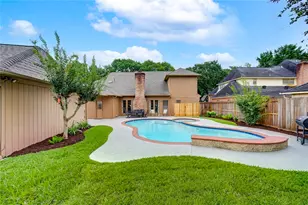 1022 Goldfinch Ave, Sugar Land, TX 77478 - Photo 37