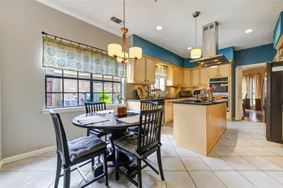 1022 Goldfinch Avenue, Sugar Land, TX 77478 - Photo 11