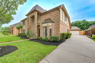 1022 Goldfinch Ave, Sugar Land, TX 77478 - Photo 43