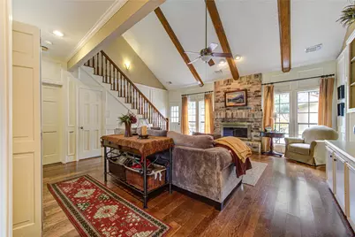 1022 Goldfinch Avenue, Sugar Land, TX 77478 - Photo 7