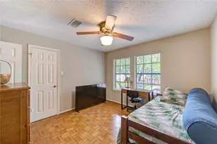 1022 Goldfinch Ave, Sugar Land, TX 77478 - Photo 35