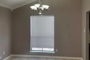 17401 Red Oak Dr, Houston, TX 77090 - Photo 5