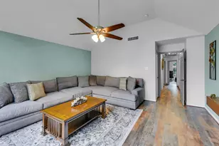 130 S Millport Cir, The Woodlands, TX 77382 - Photo 25