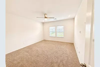 5218 Mossdale Bluff Lane, Spring, TX 77373 - Photo 9