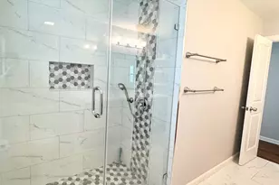 8002 Richmond Ave, Houston, TX 77063 - Photo 25