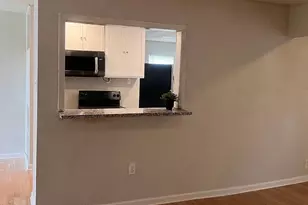 10317 Fairland Dr, Houston, TX 77051 - Photo 9