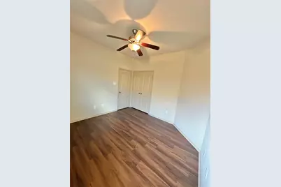 5202 Lilac Hollow Lane, Katy, TX 77449 - Photo 13