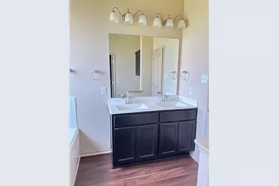 5202 Lilac Hollow Lane, Katy, TX 77449 - Photo 17