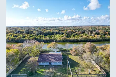 1910 Duncan Drive, Oyster Creek, TX 77541 - Photo 37