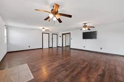 1910 Duncan Drive, Oyster Creek, TX 77541 - Photo 5