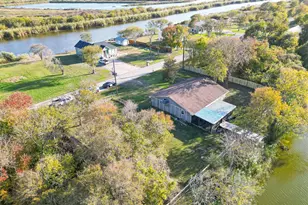 1910 Duncan Dr, Oyster Creek, TX 77541 - Photo 39