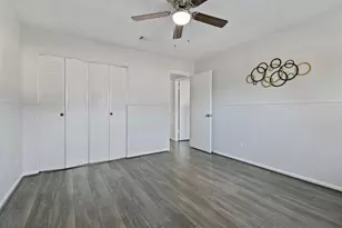 2324 Shadowdale Dr, Houston, TX 77043 - Photo 21