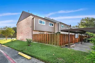 2324 Shadowdale Dr, Houston, TX 77043 - Photo 25