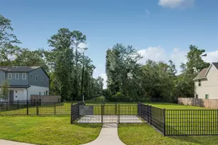 9835 Willow Creek Commerce Dr, Tomball, TX 77375 - Photo 23