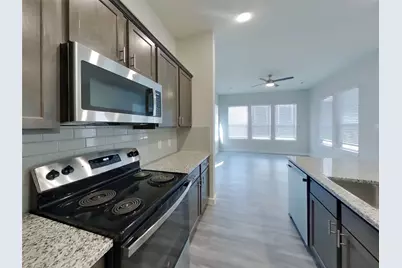 9835 Willow Creek Commerce Drive #422, Tomball, TX 77375 - Photo 5