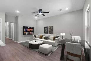 5201 Kenilwood Dr, Houston, TX 77033 - Photo 3
