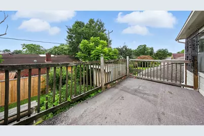 7323 Carew Street, Houston, TX 77074 - Photo 25