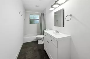 7323 Carew St, Houston, TX 77074 - Photo 15