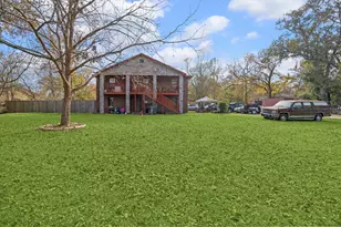 9114 1/2 N Green River Dr, Houston, TX 77078 - Photo 1