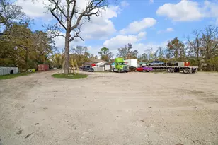 9114 1/2 N Green River Dr, Houston, TX 77078 - Photo 5