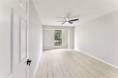 9425 Fondren Road, Houston, TX 77074 - Photo 27