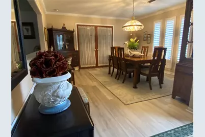 520 Sycamore Street, Lake Jackson, TX 77566 - Photo 3