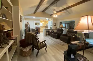 520 Sycamore St, Richwood, TX 77566 - Photo 5